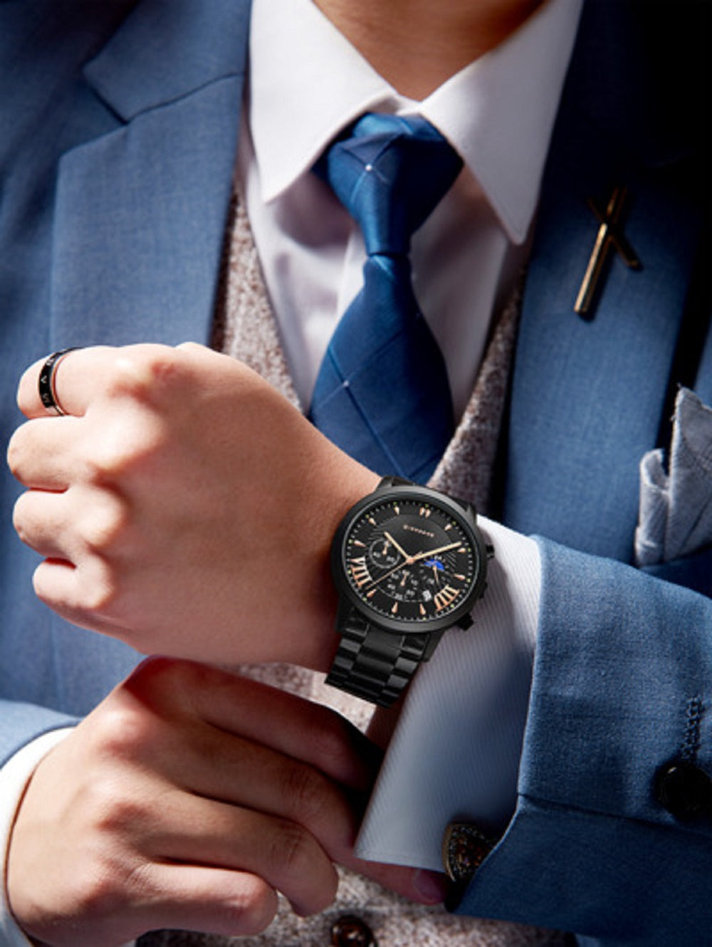 Giordano Black  Stylish Multifunctional Watch for Men with Roman Indices and Stainless Steel Strap  GZ-50056-33A