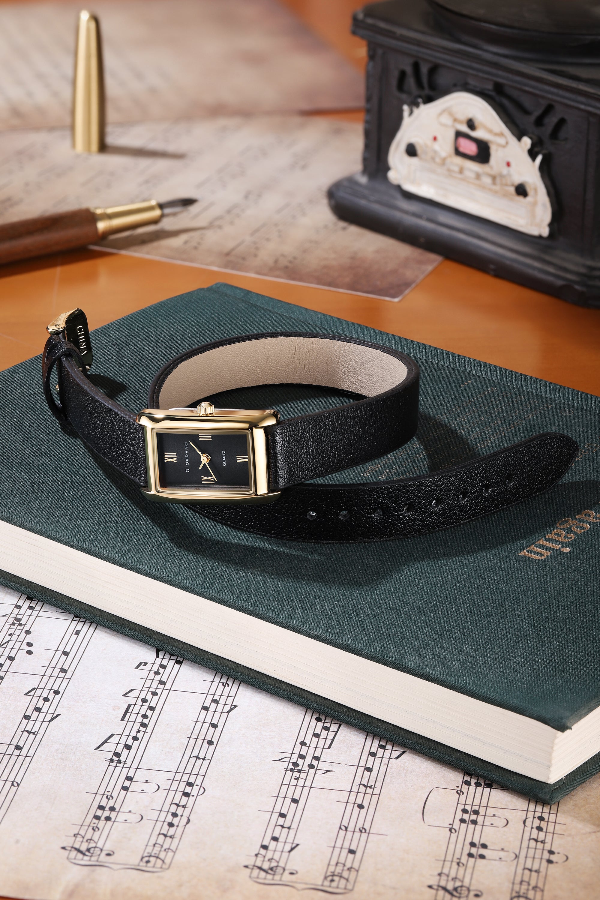 Giordano Analog Watch for Women with Rectangular Black Dial, Roman Numeral Markers, Quartz Movement and Black Leather Strap - GZ-60184-01