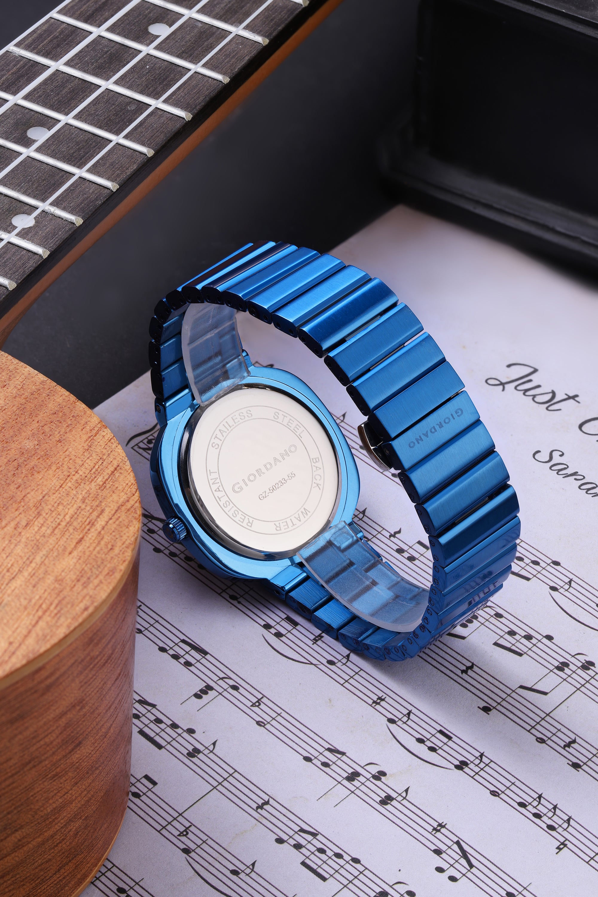 Giordano Analog Quartz Watch for Men with Blue Round Dial, Baton Hour Markers and Blue Stainless Steel Expansion Bracelet Strap - GZ-50233-55