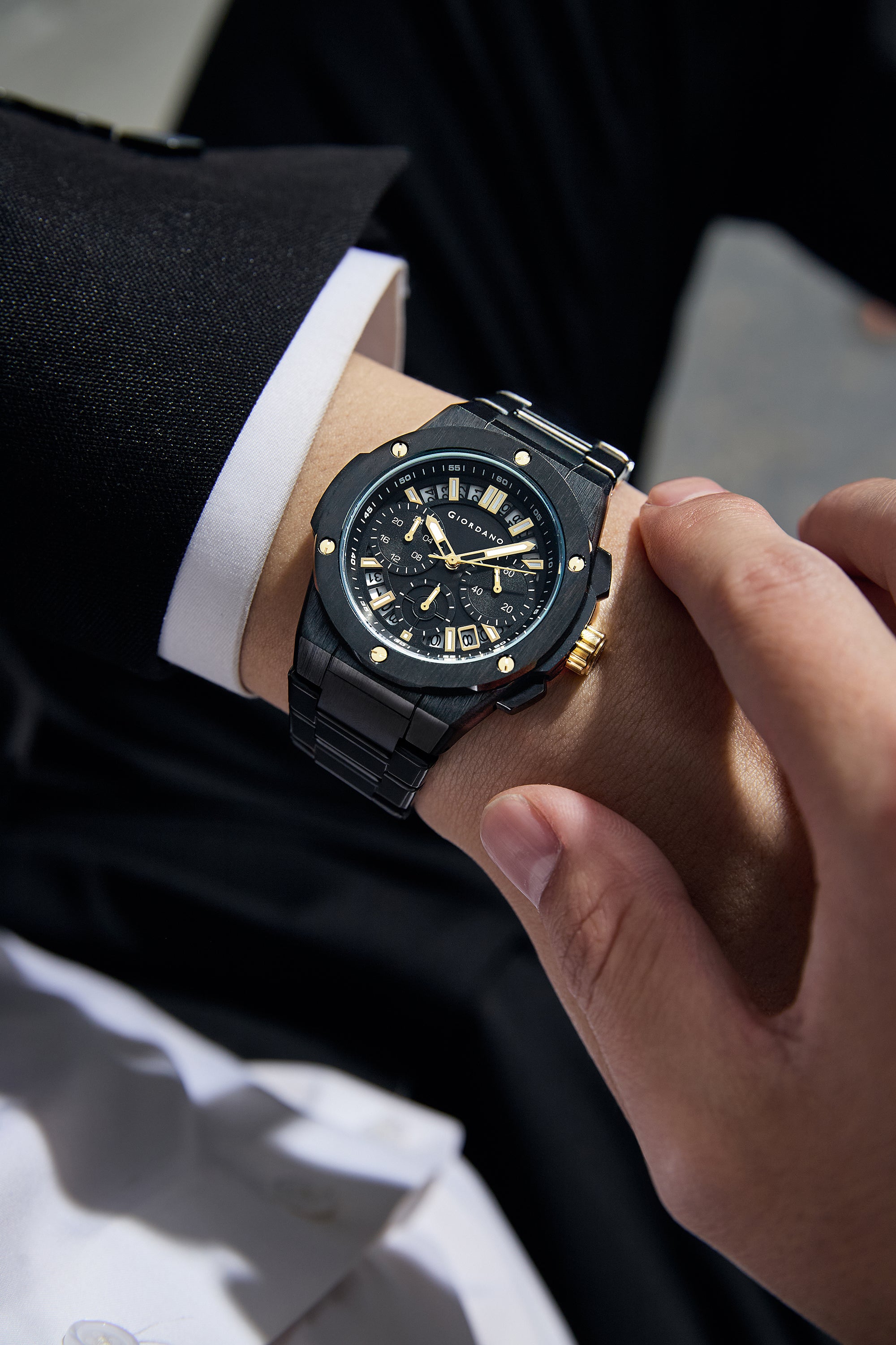 Giordano Chronograph Analog Quartz Watch for Men with Round Black Dial, Date Function, Luminous Hands and Markers, Black Stainless Steel Strap - GZ-50200-11