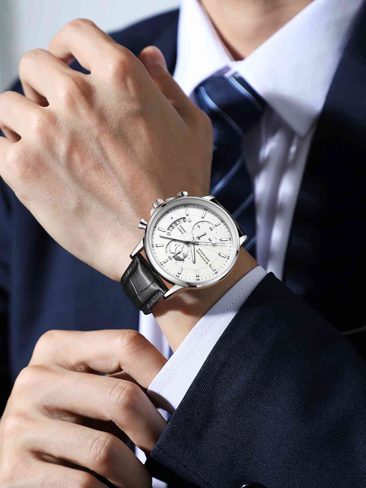 Giordano Mutifunction Watch for Men with Round Silver Dial, Date Display and Black Leather Strap GZ-50165-01