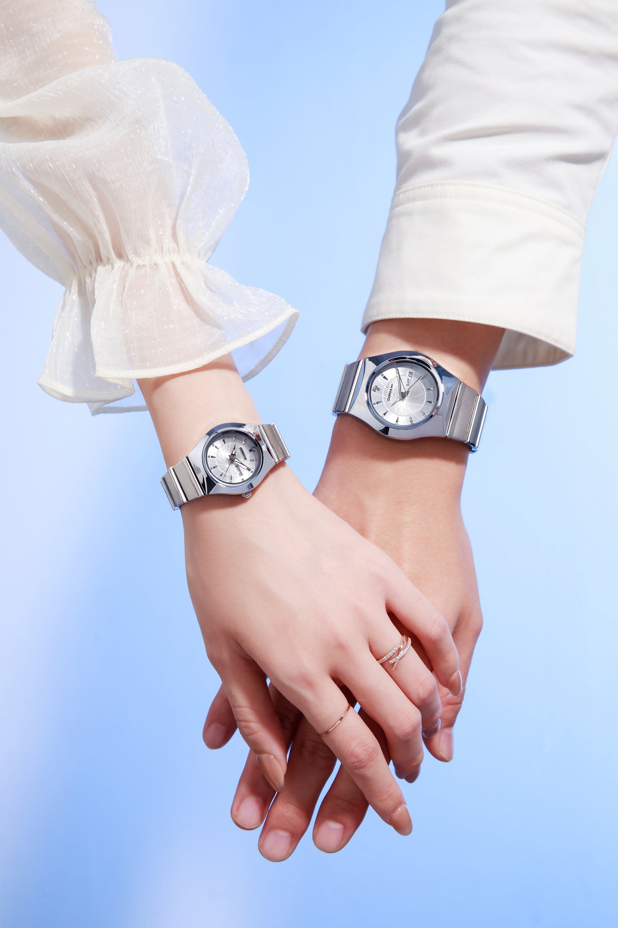 Giordano Analog Pair Watch For Unisex With Round Dial, Crystal Indices , Date Display And Stainless Steel Strap GZ-990-SET-33