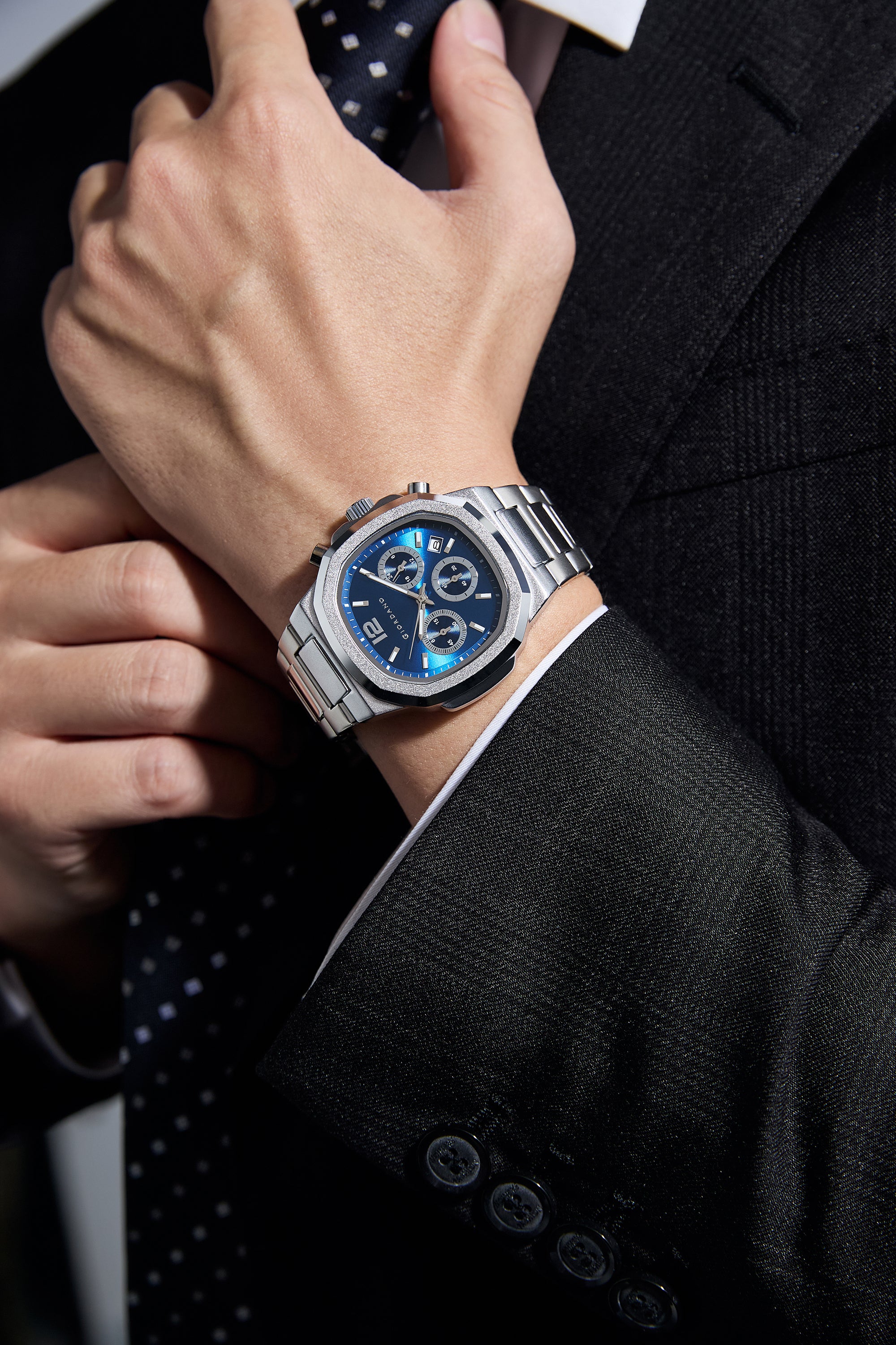 Giordano Modern Multifunctional Watch for Men with Octagonal dial , Date Display and stainless steel strap | GZ-50148-22