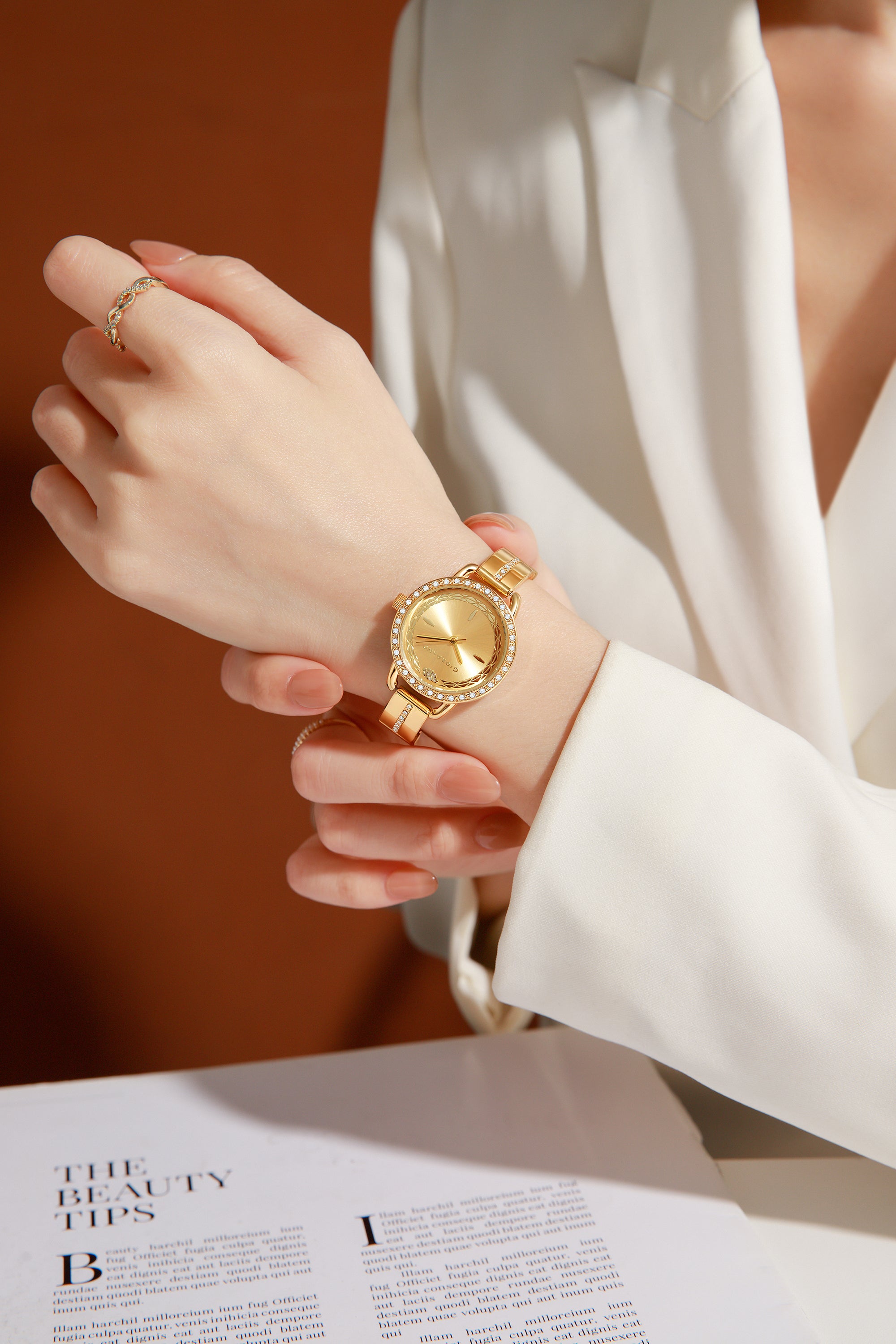 Giordano Luxury Fashion Analog Watch for Women with Elegant Dial, Crystal-Studded Bezel, Stainless Steel Strap & Water Resistant GZ-60133-22