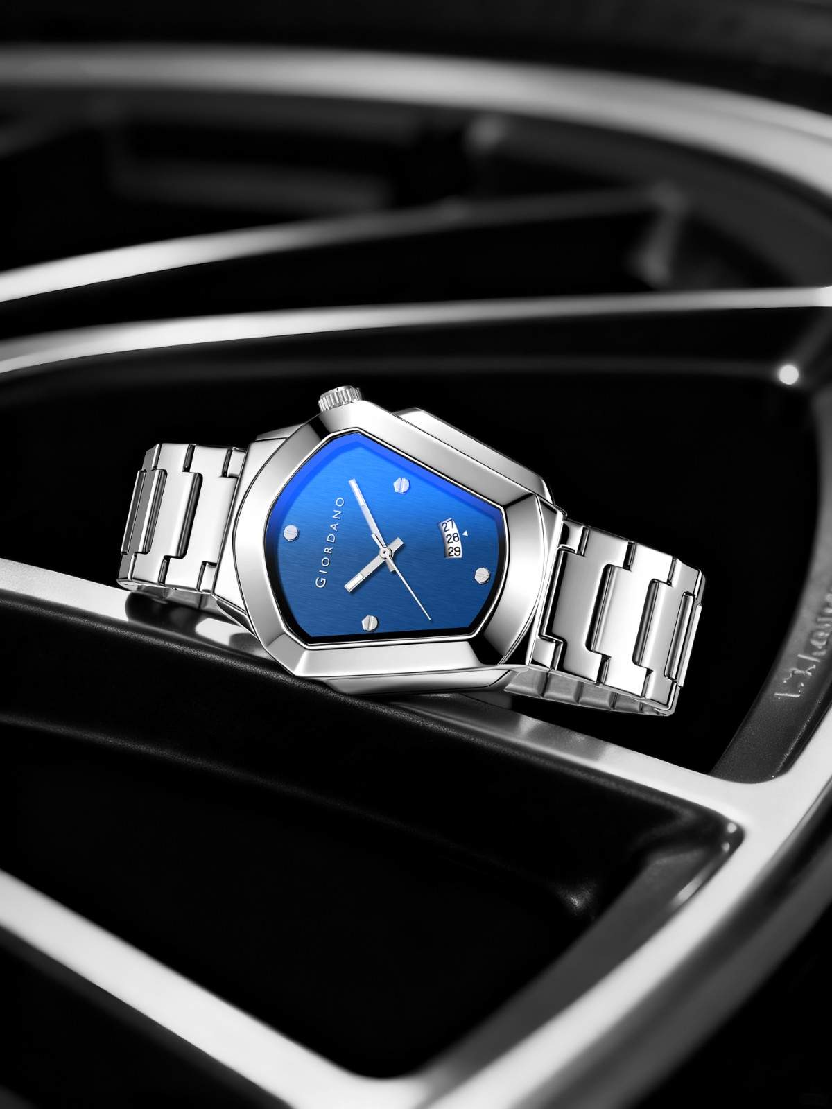 GIORDANO Elegant Analog Watch for Men with Unique Pentagon Dial, Stainless Steel Strap, Date Display, Water Resistant - GZ-50175-33