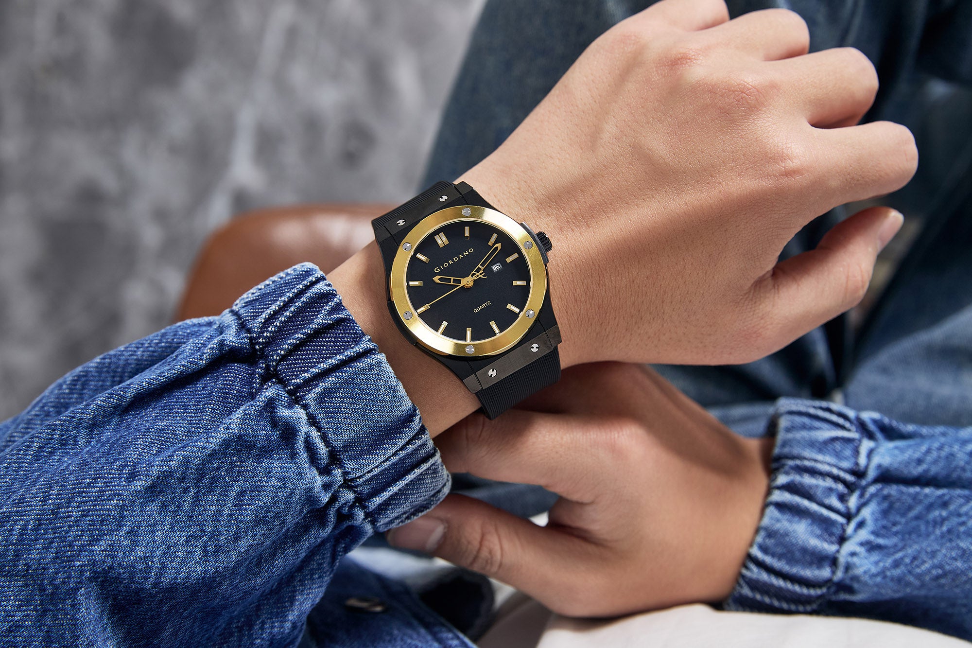 Giordano Analog Watch for Men with Round Black Dial, Date Function, Luminous Hour Markers, Black Textured Silicone Strap - GZ-50208-02