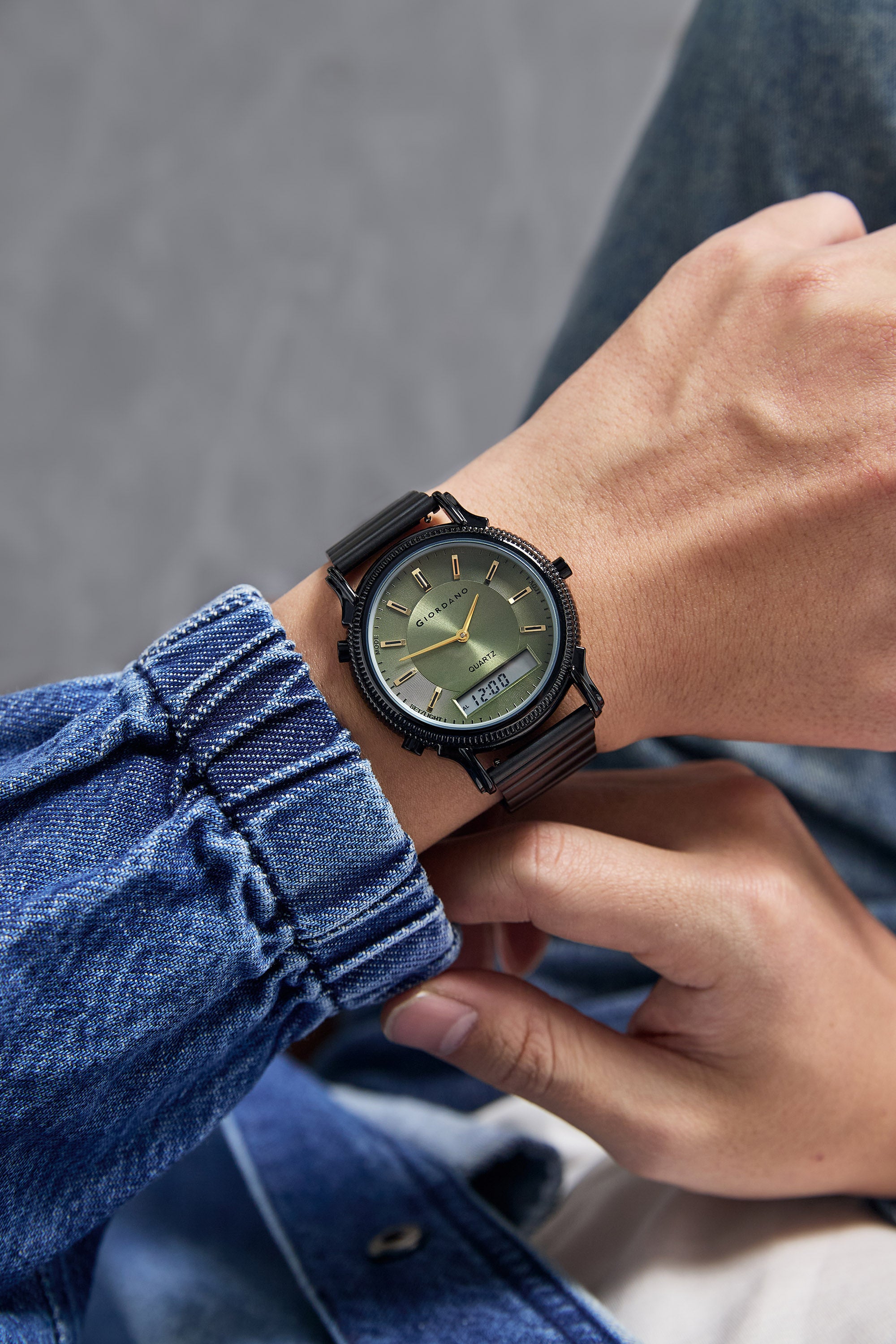 Giordano Analog-Digital Watch for Men - Round Green Dial with Dual Display, Quartz Movement and Black Stainless Steel Strap - GZ-50209-33