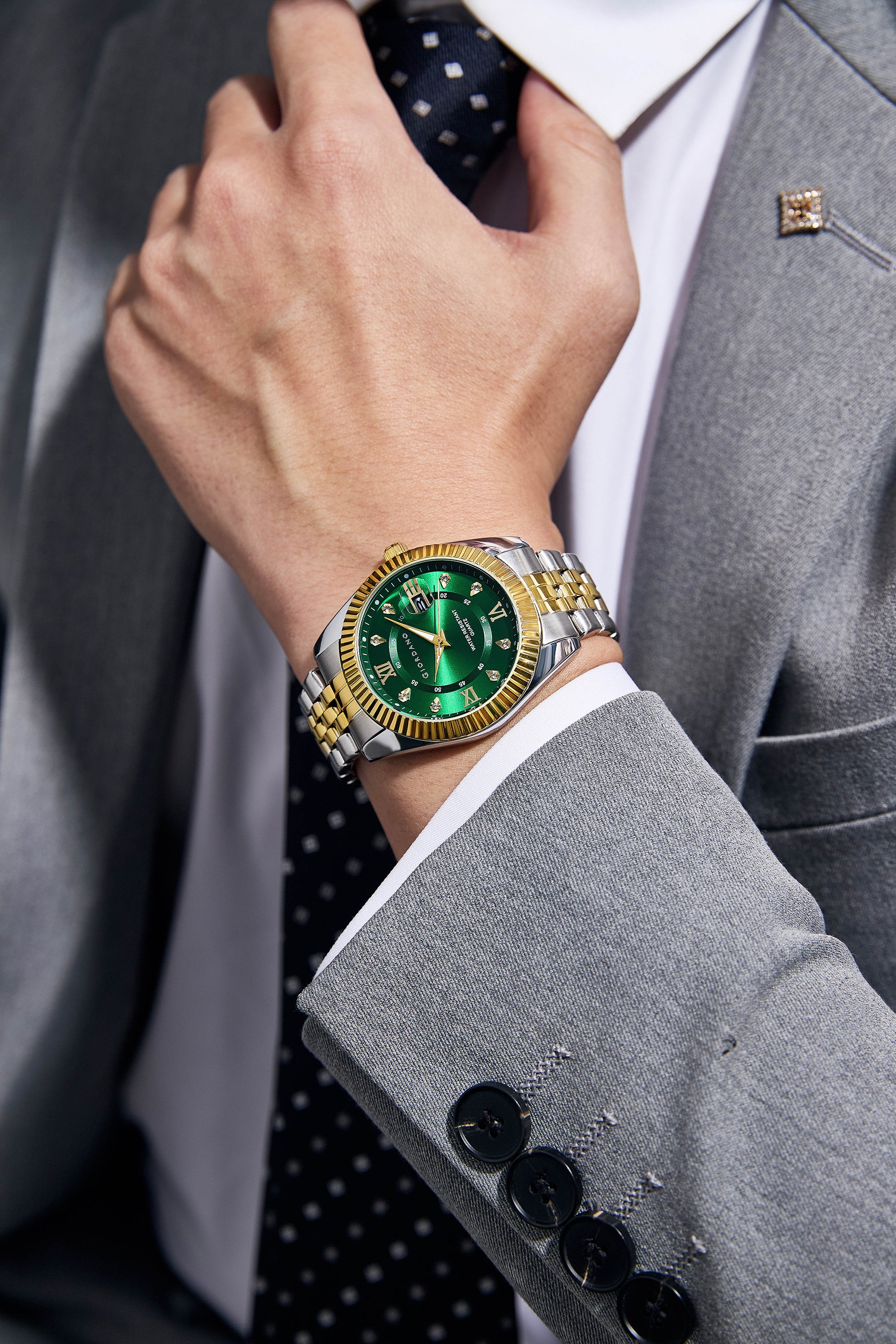 Giordano Analog Watch For Men - Dual-Tone Stainless Steel Strap, Crystal Indices And Fluted Bezel GZ-50139-33