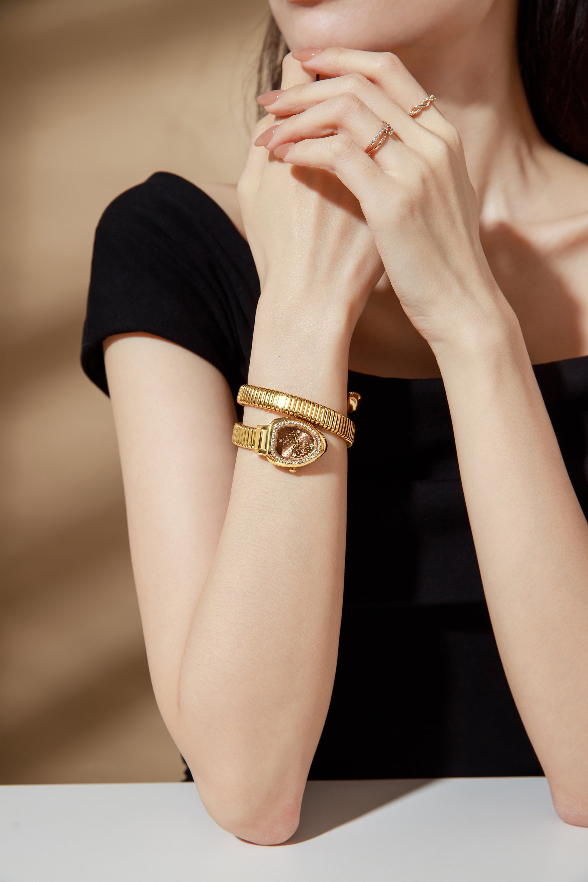 Giordano Serpentine Collection Analog Quartz Watch for Women with Brown Honeycomb-Textured Dial, Crystal Bezel & Markers, Snake-Style Wrap-Around Gold Stainless Steel Strap - GZ-60188-66