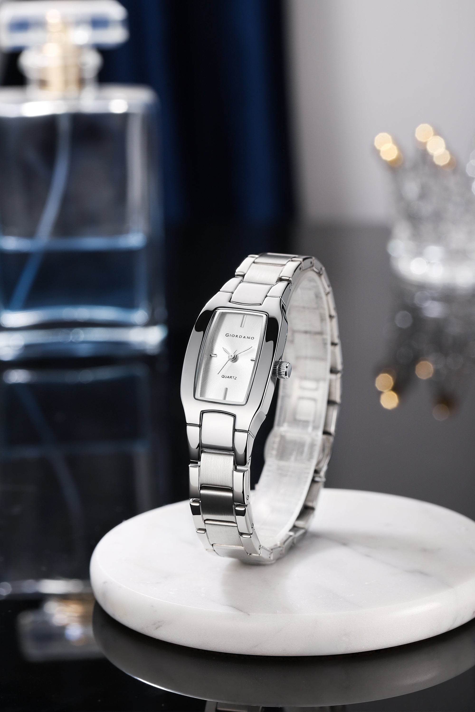 Giordano Classic Analog Watch Watch for Women with Rectangular Dial, Quartz Movement & Stainless Steel Strap - GZ-60170-22