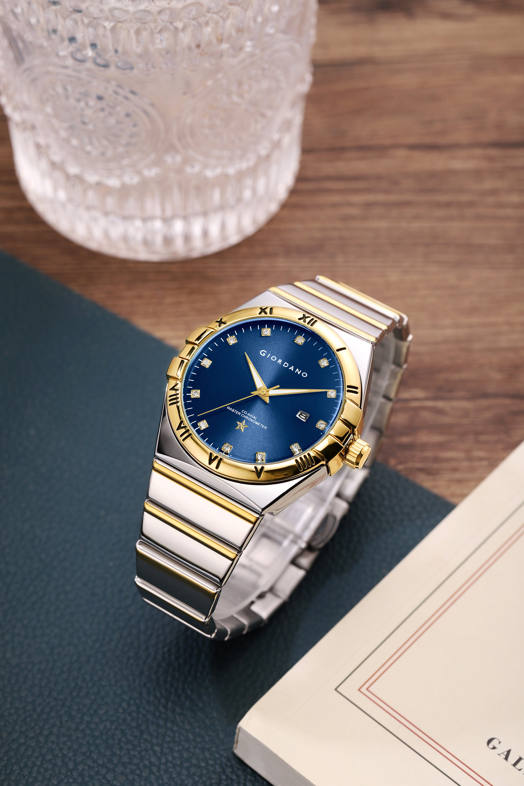 Giordano Analog Watch for Men Round Blue Dial with Crystal Markers, Roman Bezel, Date Display & Stainless Steel Strap GZ-50220-55