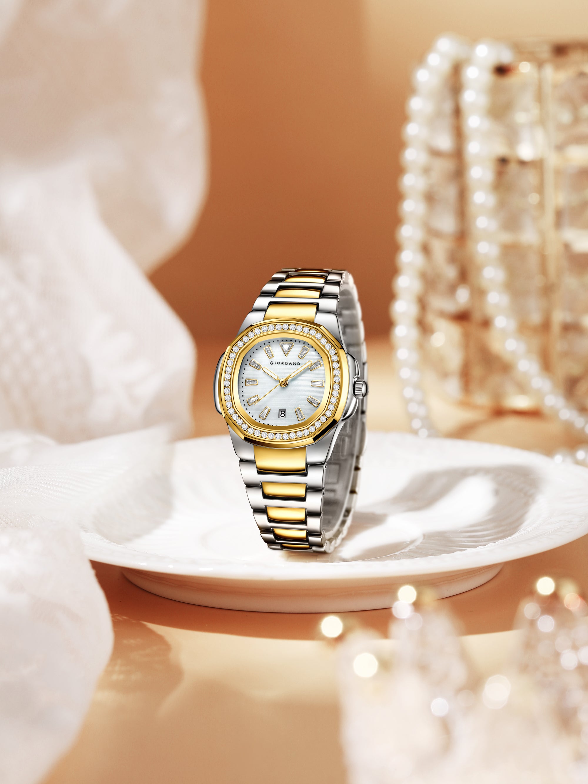 Giordano Luxury Watch for Women with crystal indices ,textured