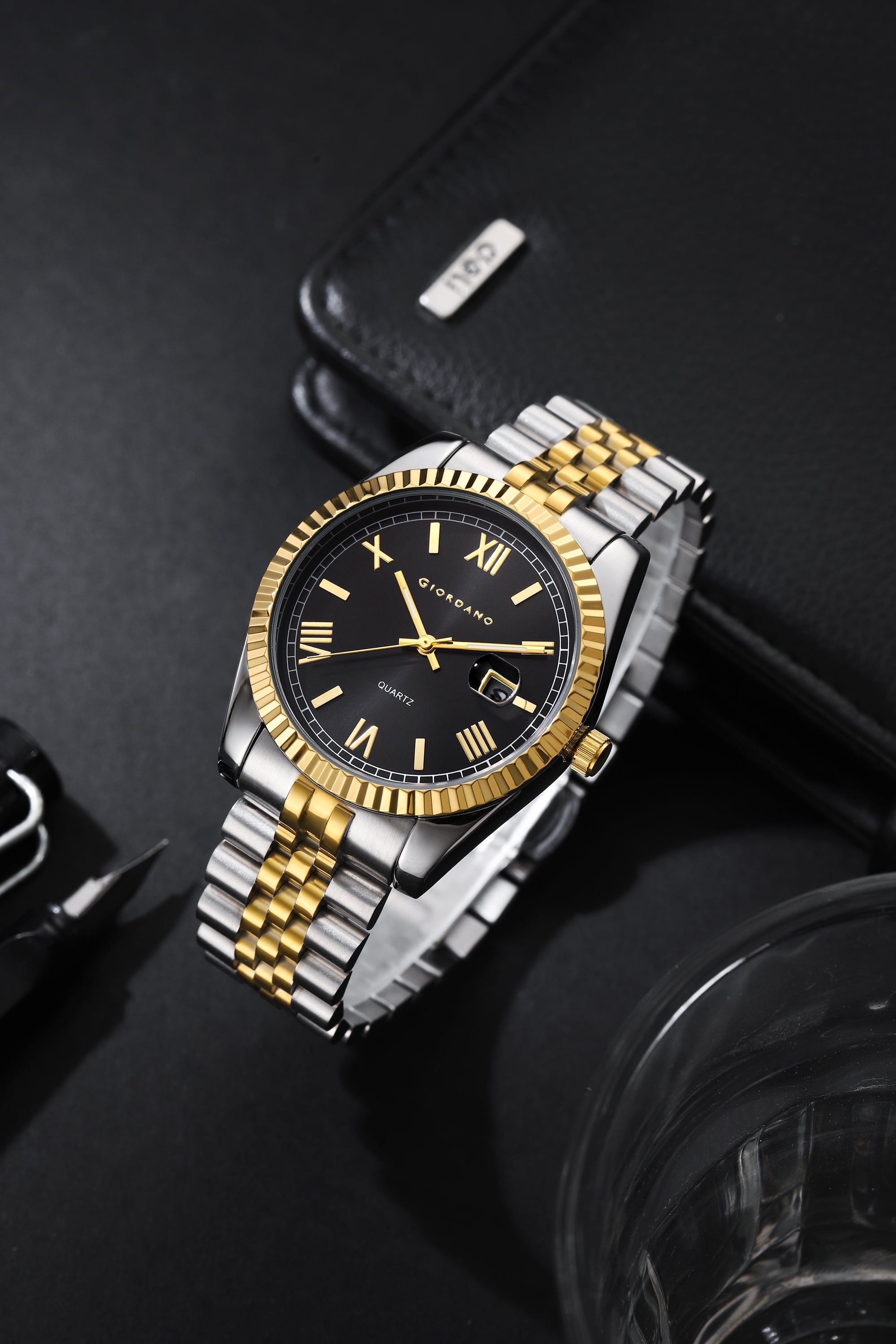 Giordano Analog Quartz Watch for Men with Black Dial, Roman Numeral & Baton Markers, Date Display, Fluted Bezel and Two-Tone Gold & Silver Stainless Steel Strap - GZ-50190-22