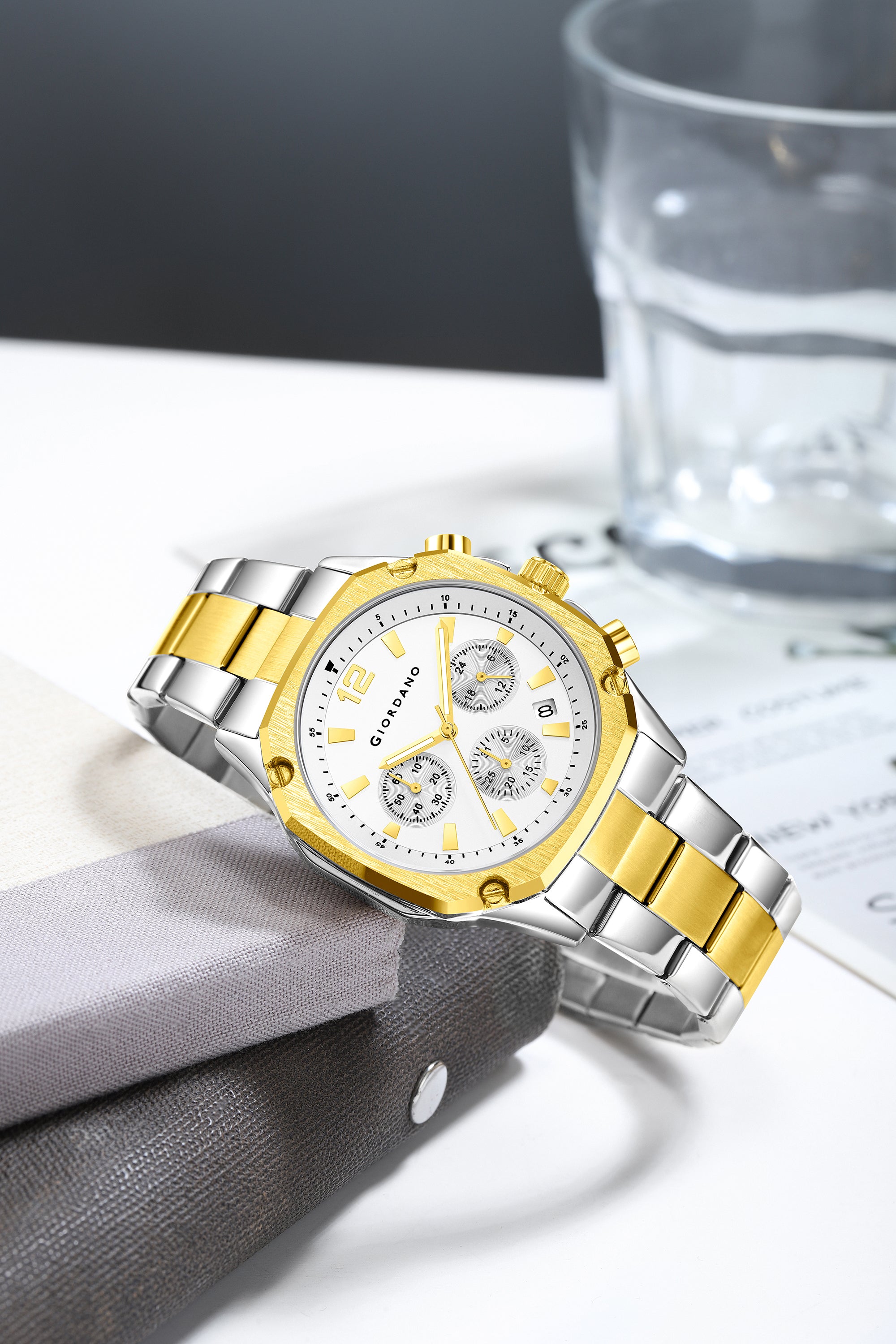Giordano Analog Watch for Men with Chronograph Subdials, Round White Dial Date Window, Quartz Movement Silver Stainless Steel Strap GZ-50203-33