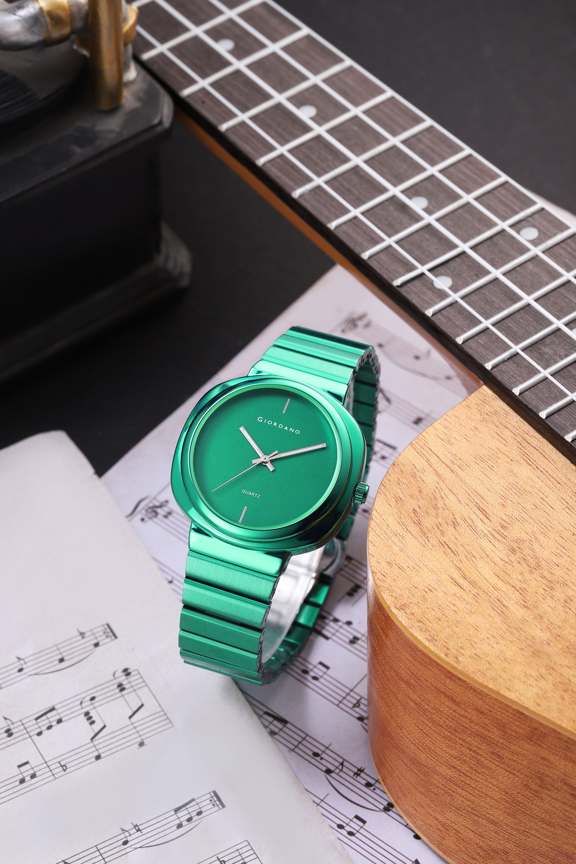 Giordano Analog Quartz Watch for Men with Green Round Dial, Baton Hour Markers and Green Stainless Steel Expansion Bracelet Strap - GZ-50233-33