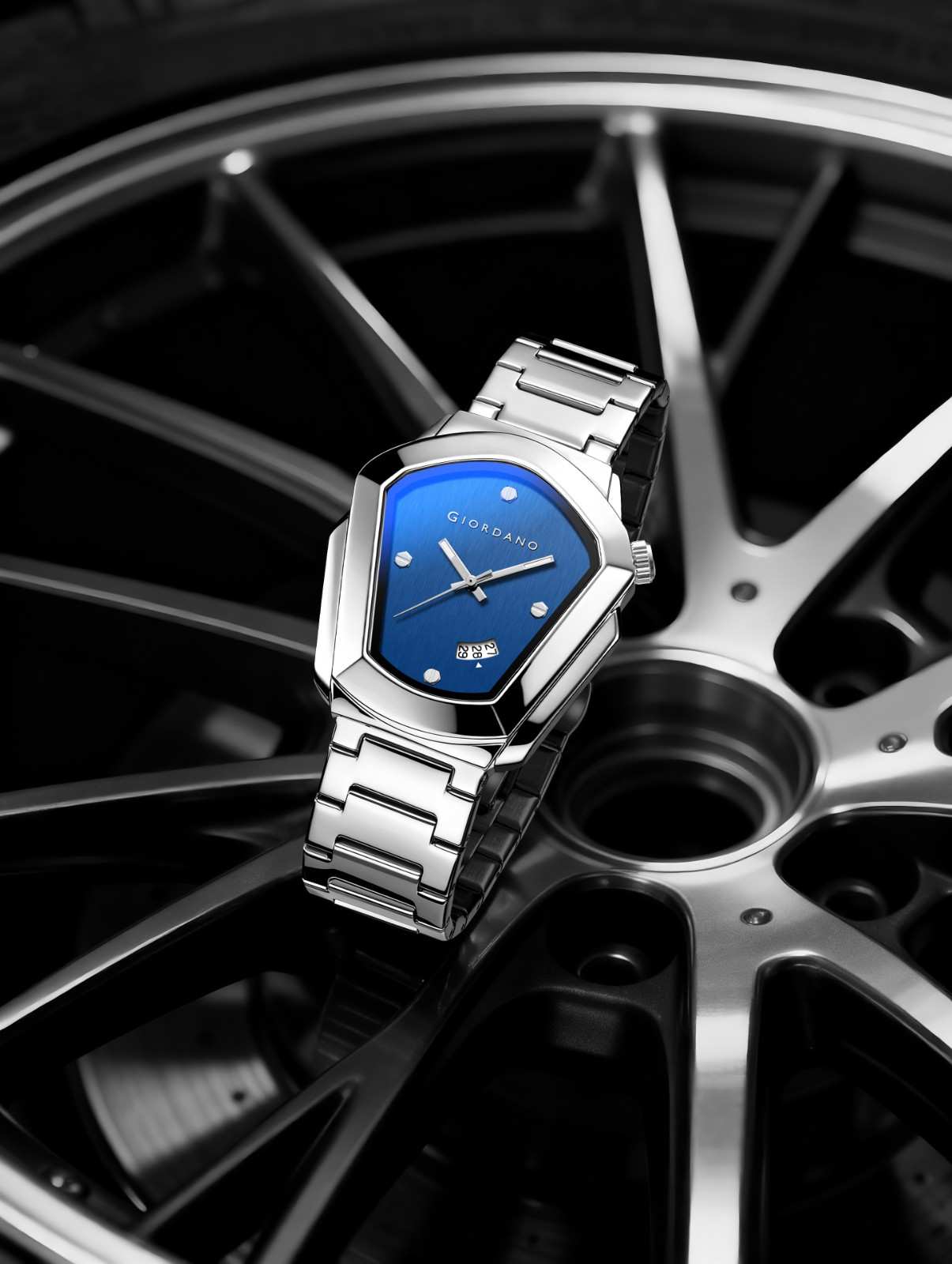 GIORDANO Elegant Analog Watch for Men with Unique Pentagon Dial, Stainless Steel Strap, Date Display, Water Resistant - GZ-50175-33