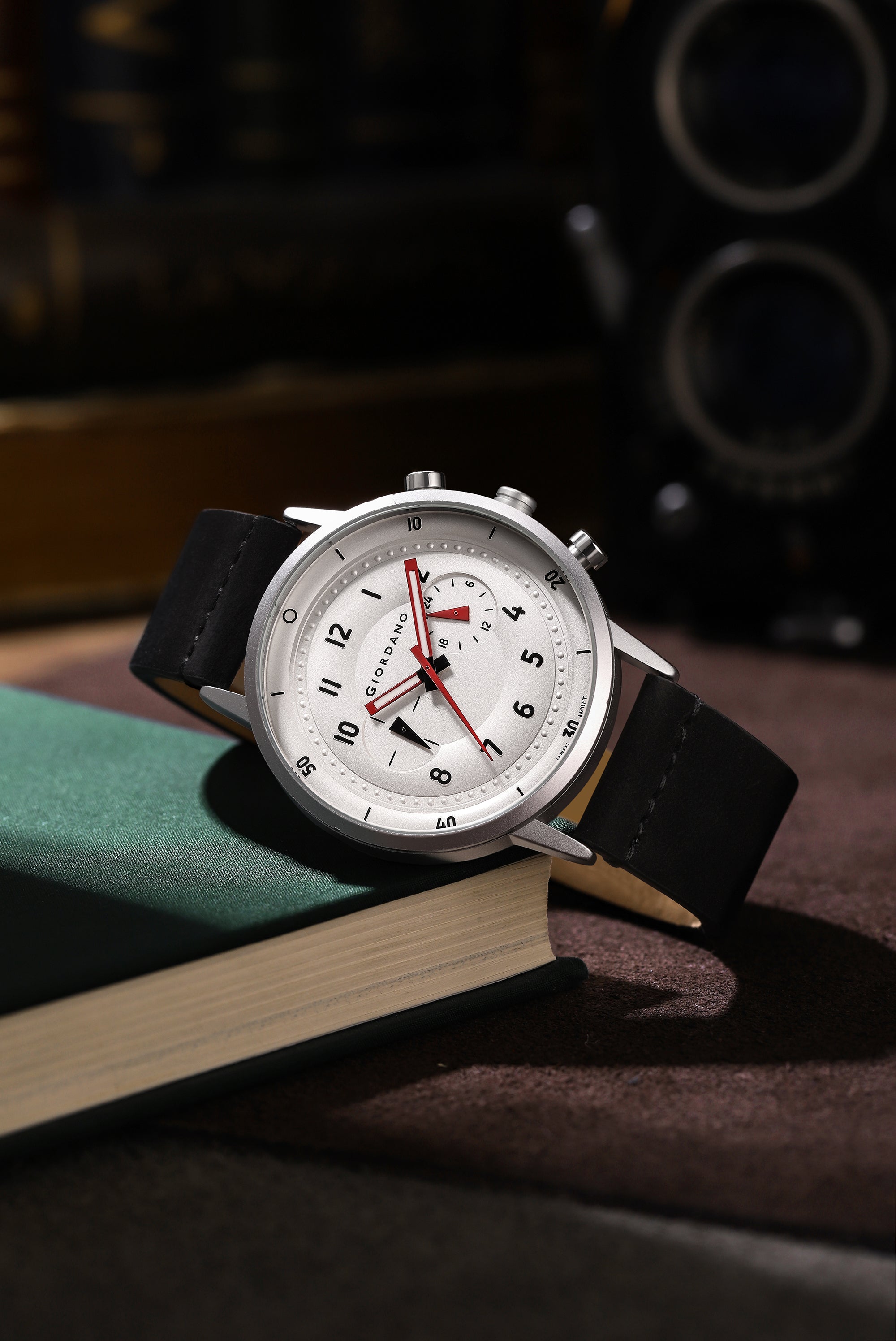 Giordano Analog Sporty Multi-Functional Watch for Men with Round Shape dial and Leather Strap | GZ-50088-02