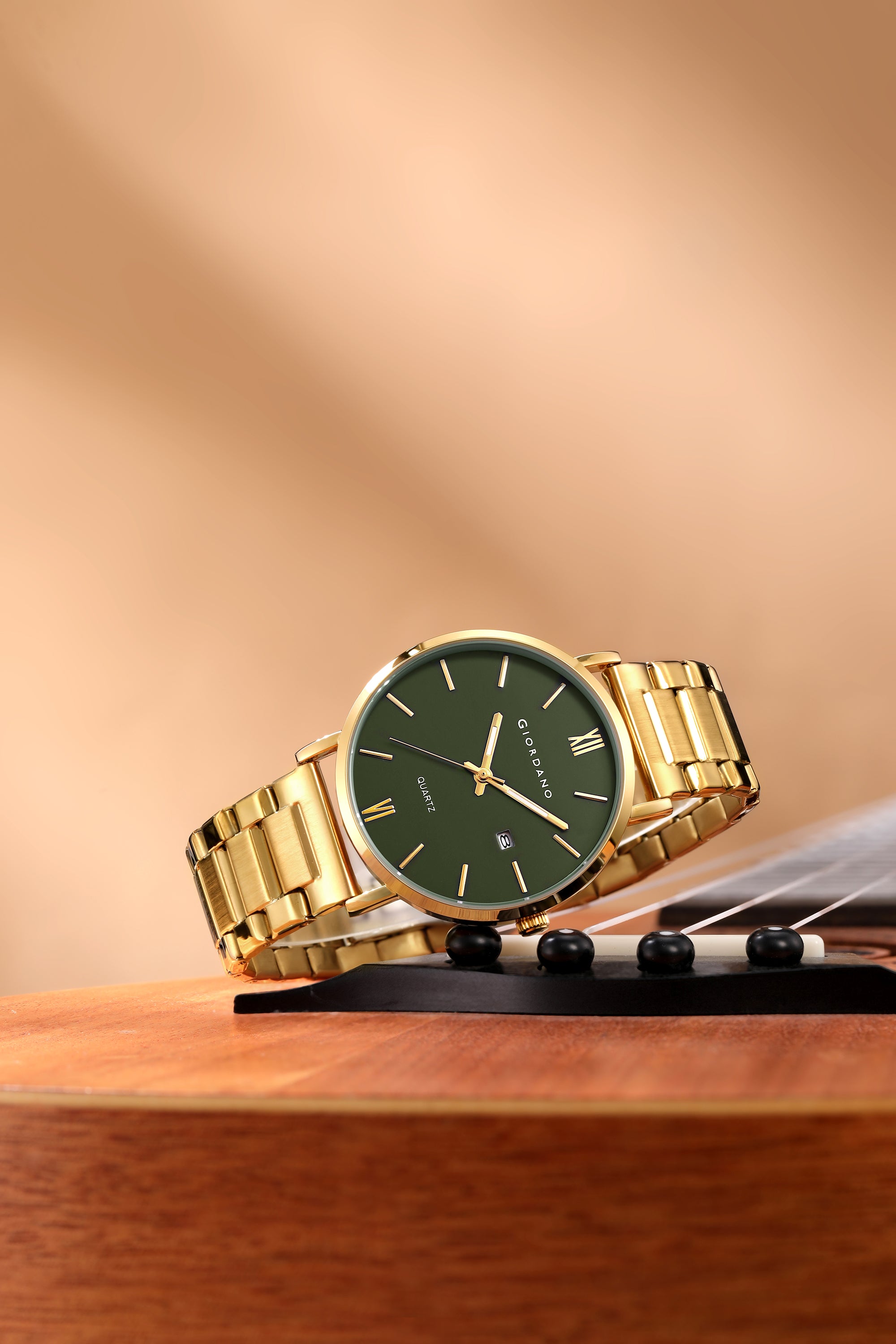 Giordano Analog Quartz Watch for Men with Round Green Dial, Roman Indices, Date Function, Luminous Hands, Gold Stainless Steel Strap - GZ-50211-33