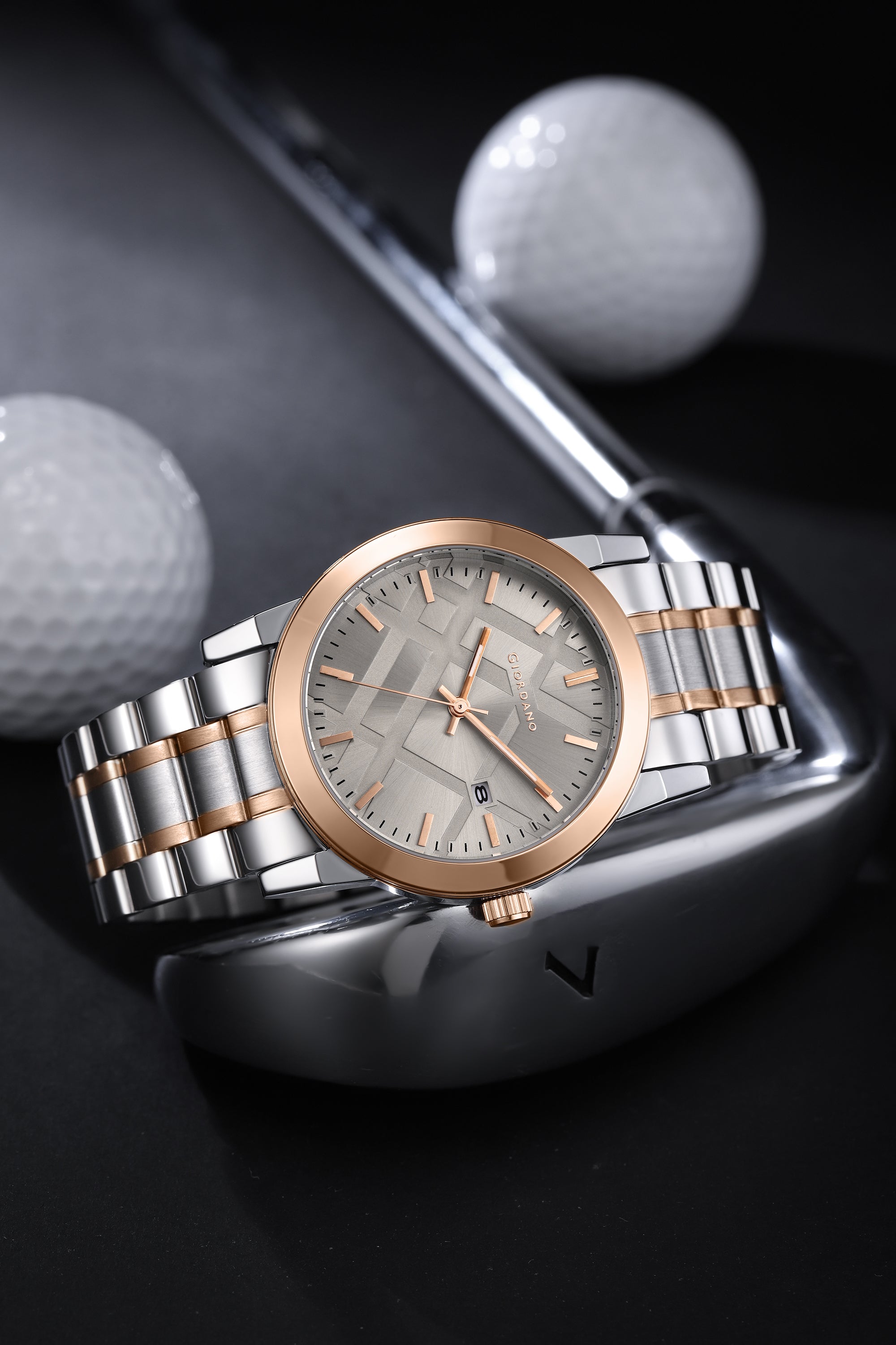 Giordano Analog Quartz Watch for Men with Grey Geometric Textured Round Dial, Luminous Hands Markers, Date Display, Faceted Bezel and Two-Tone Rose Gold & Silver Stainless Steel Strap - GZ-50193-11