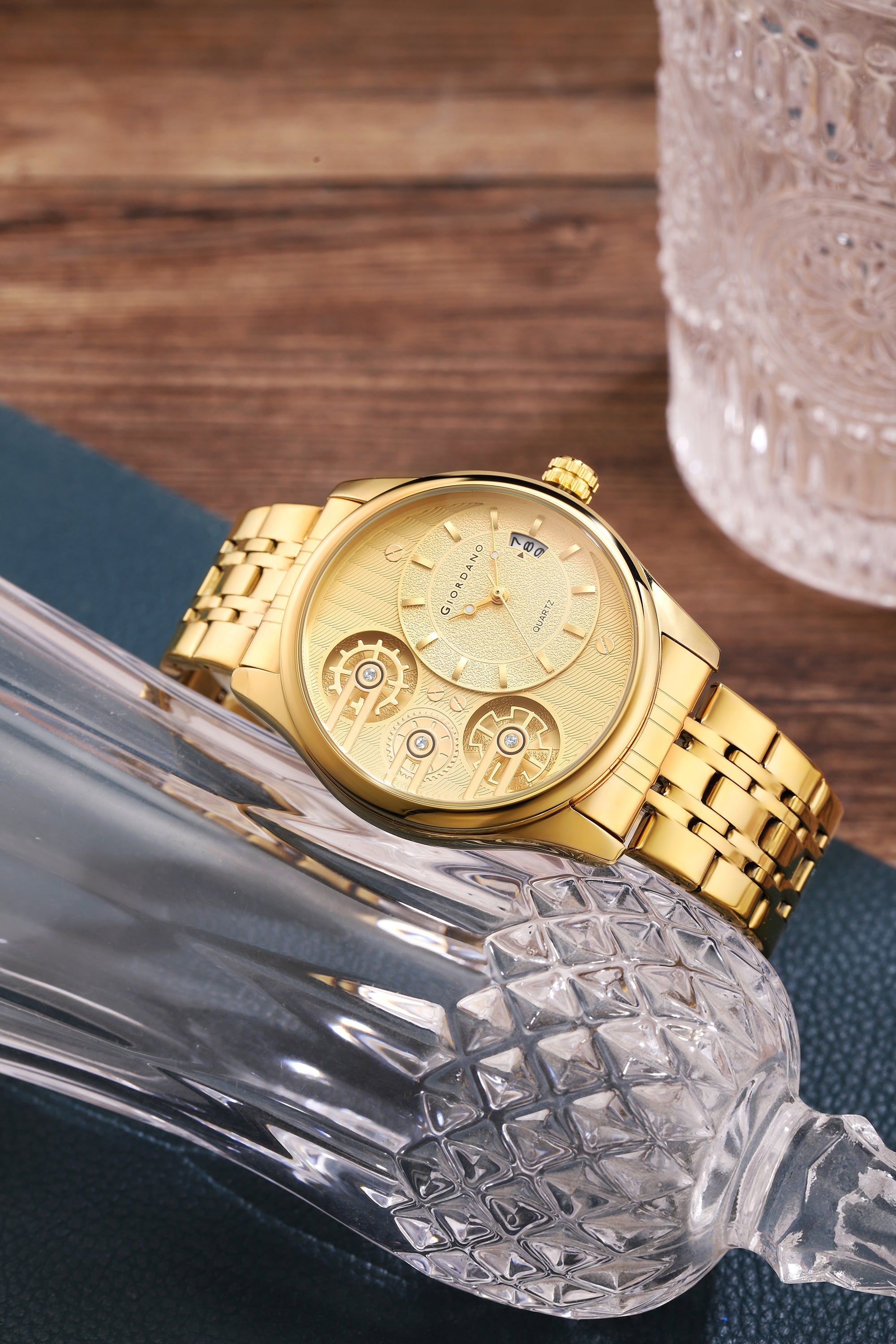 Giordano Analog Watch for Men with Round Gold Dial, Gear-Inspired Design, Date Display & Stainless Steel Strap GZ-50222-44