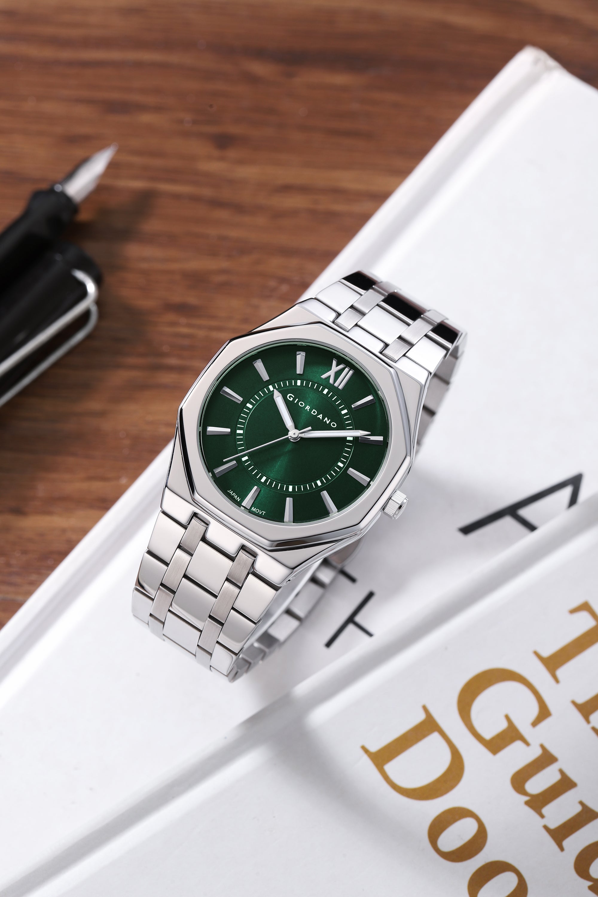 Giordano Analog Quartz Watch for Men with Green Sunray Round Dial, Roman XII & Luminous Hands Markers, Faceted Octagonal Bezel and Silver Stainless Steel Strap - GZ-50191-33