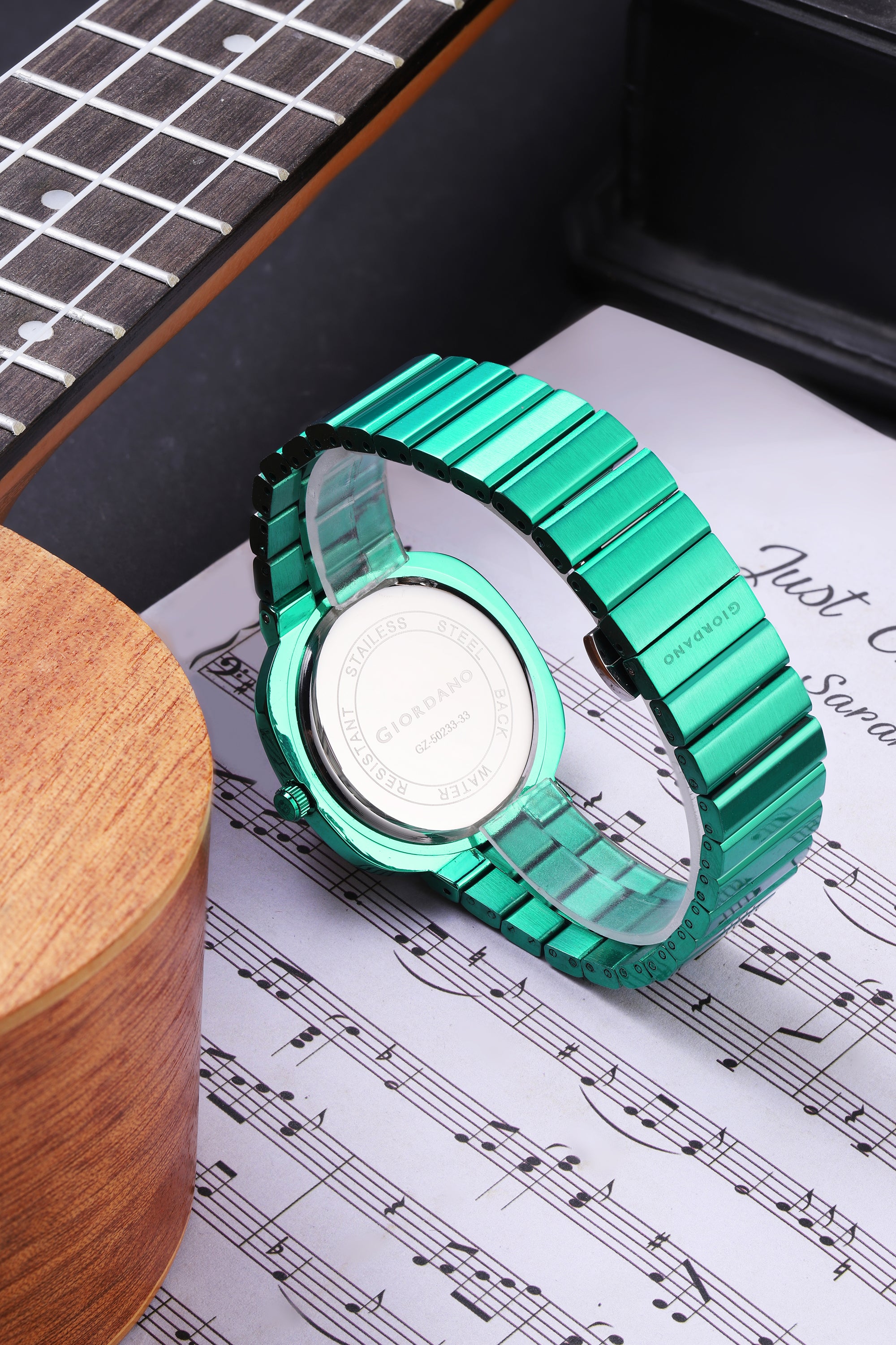 Giordano Analog Quartz Watch for Men with Green Round Dial, Baton Hour Markers and Green Stainless Steel Expansion Bracelet Strap - GZ-50233-33