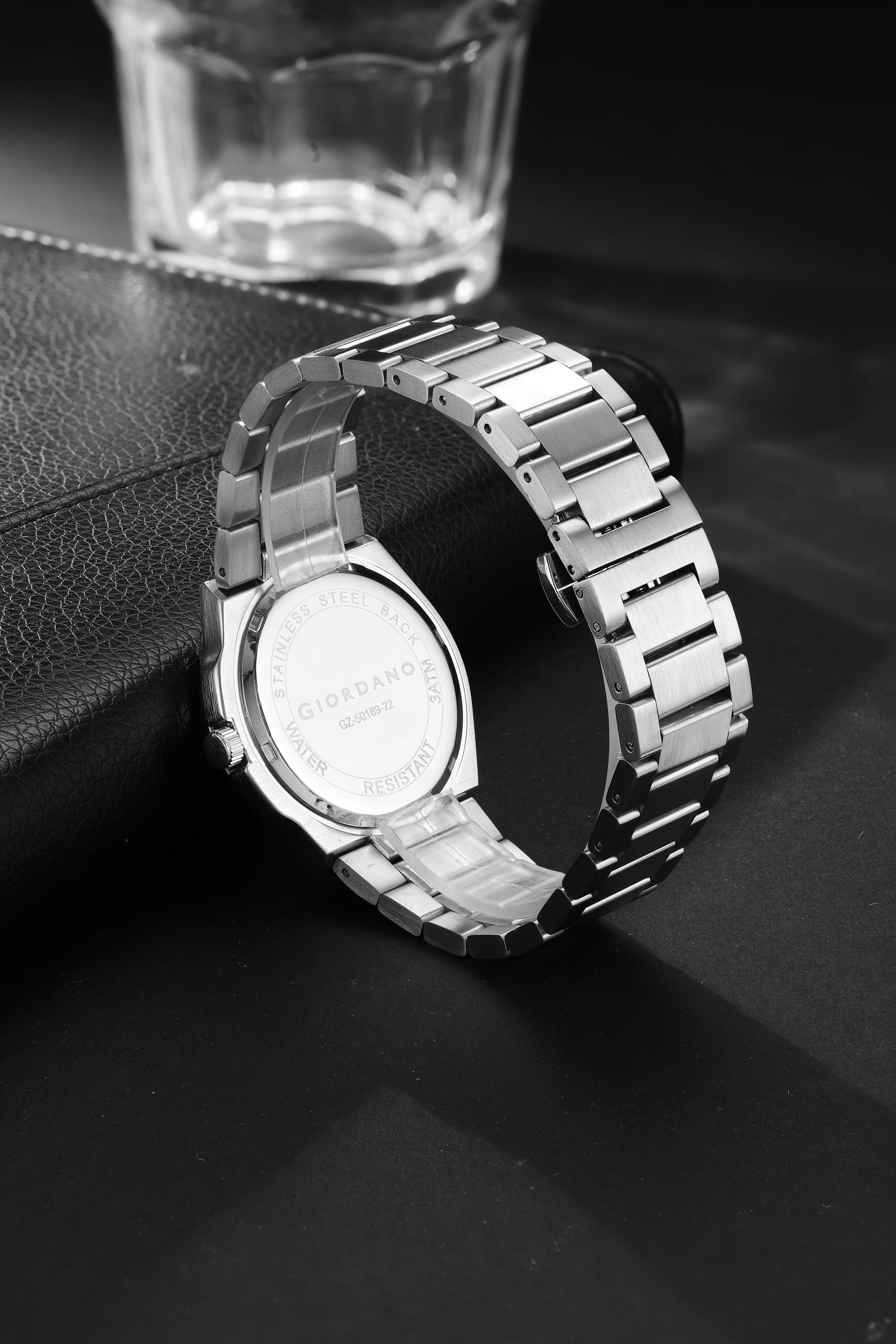 Giordano Classic Formal Analog Quartz Watch for Men with Blue Sunray Round Dial, Minimalist Markerless Design, Luminous Hands, Quartz Movement and Silver Stainless Steel Strap - GZ-50189-22