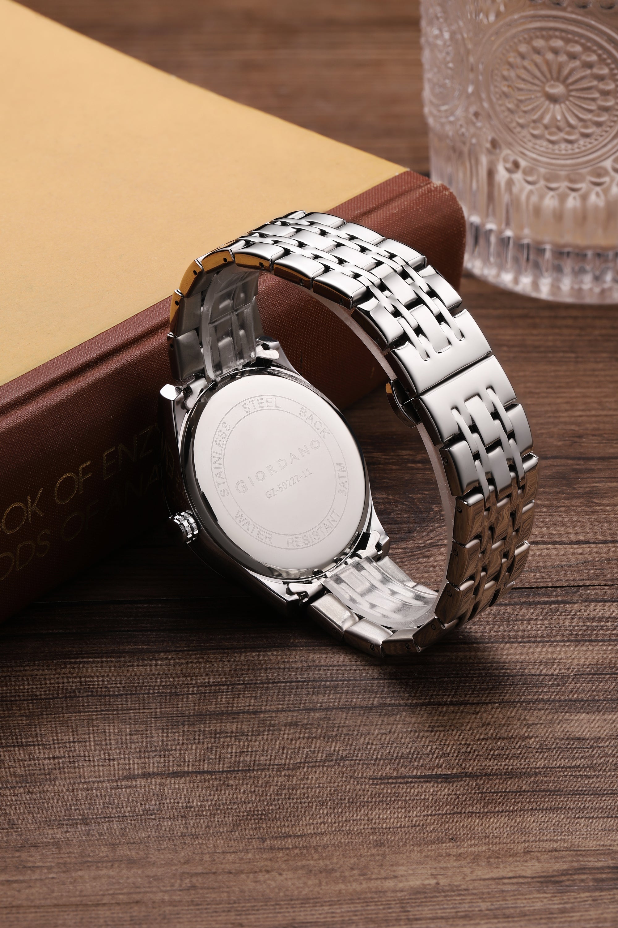Giordano Analog Watch for Men with Round Black Dial, Gear-Inspired Design, Date Display & Stainless Steel Strap GZ-50222-11