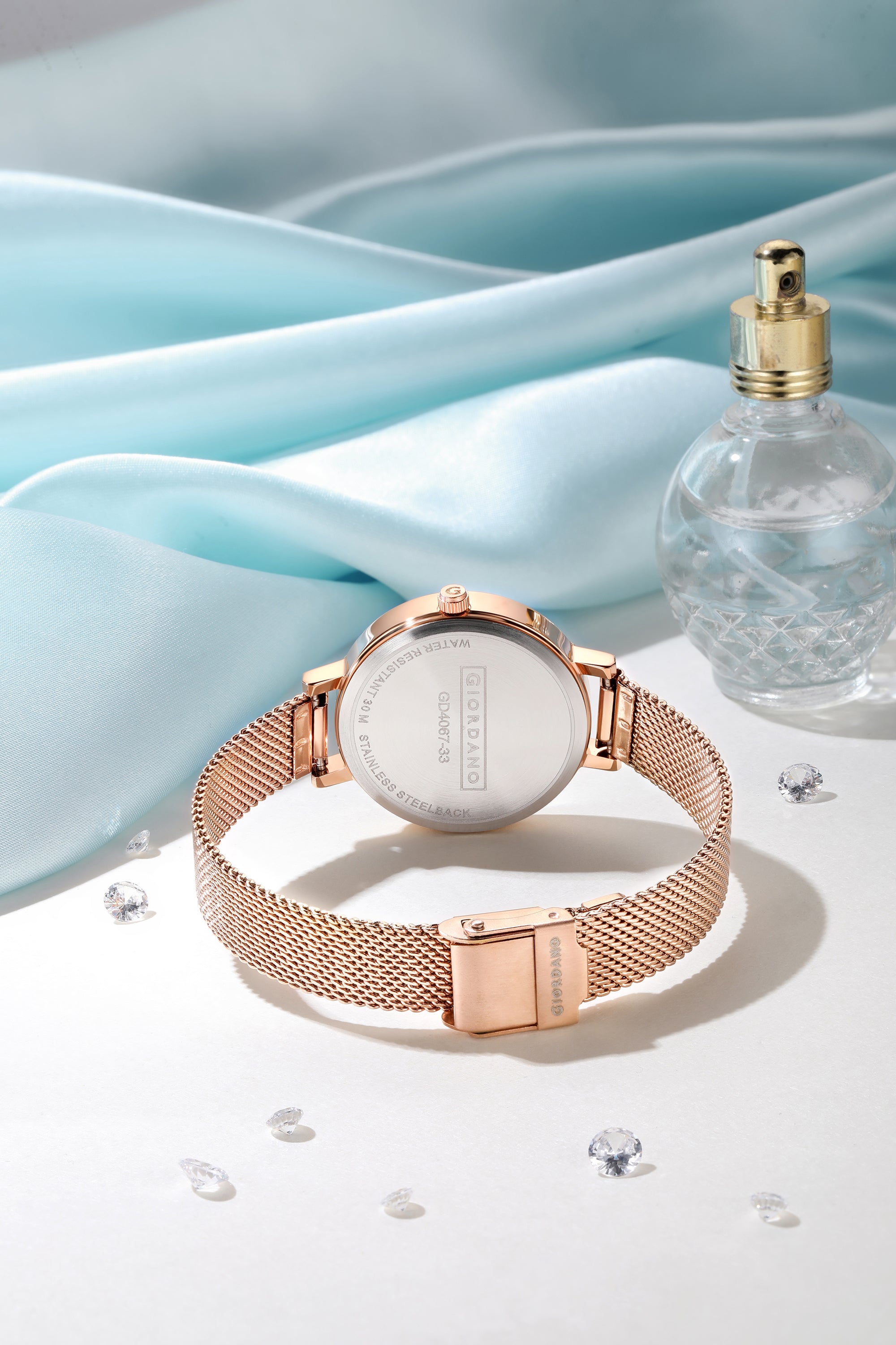 Giordano Fashionista Collection Stylish Analogue Watch for Women | Unique Design with Color Variant Mesh Metal strap | Ladies Wrist Watch to Compliment Your Look Ideal Gift for Women’s |Girls - GD4067-33