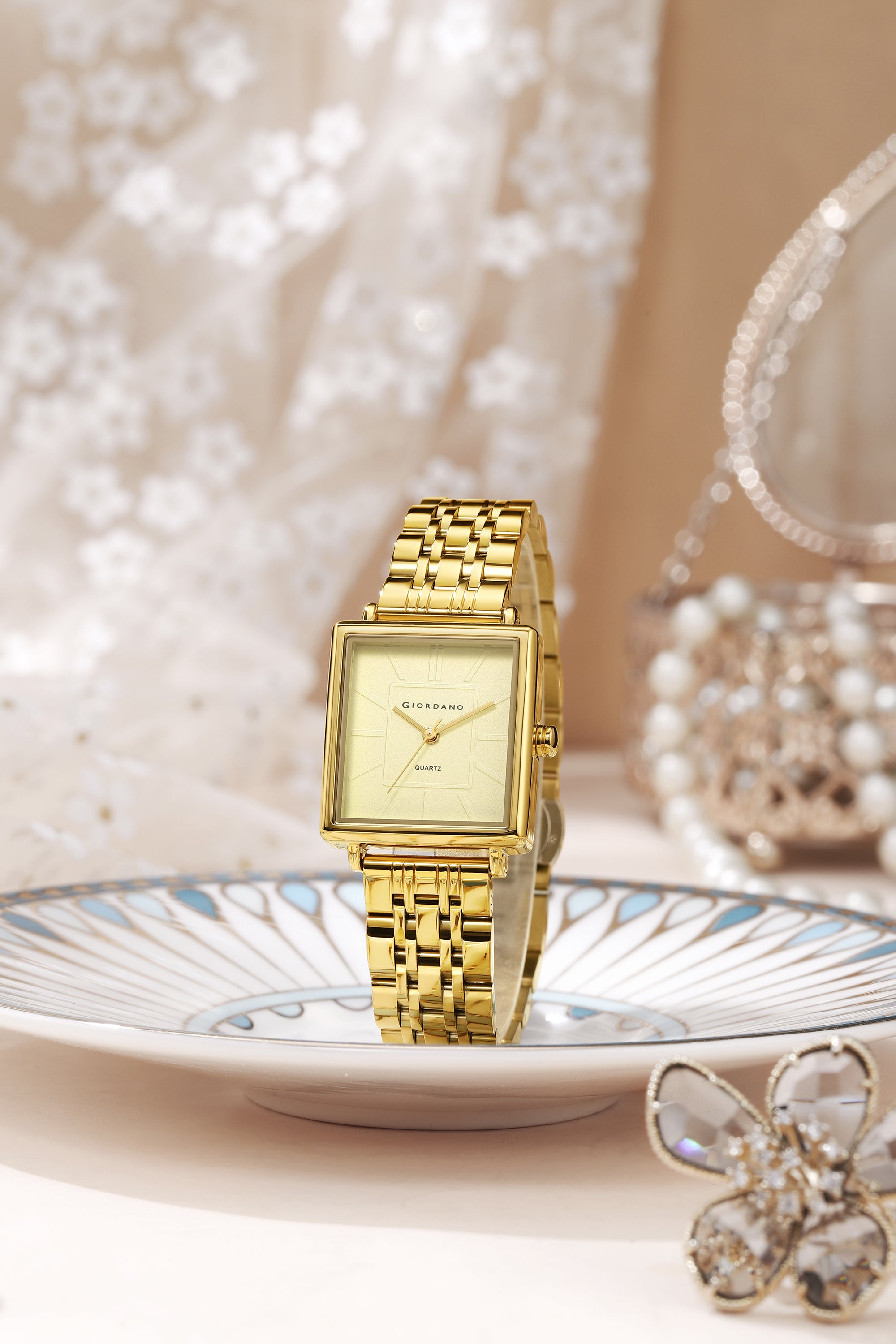 Giordano Gold Analog Quartz Watch Gift Set for Women – 3 Piece Combo with Rose Gold Mother of Pearl Fan Pendant Necklace & Crystal Heart Charm Bangle Bracelet, Fashion Jewelry Set - GZ-60180-11