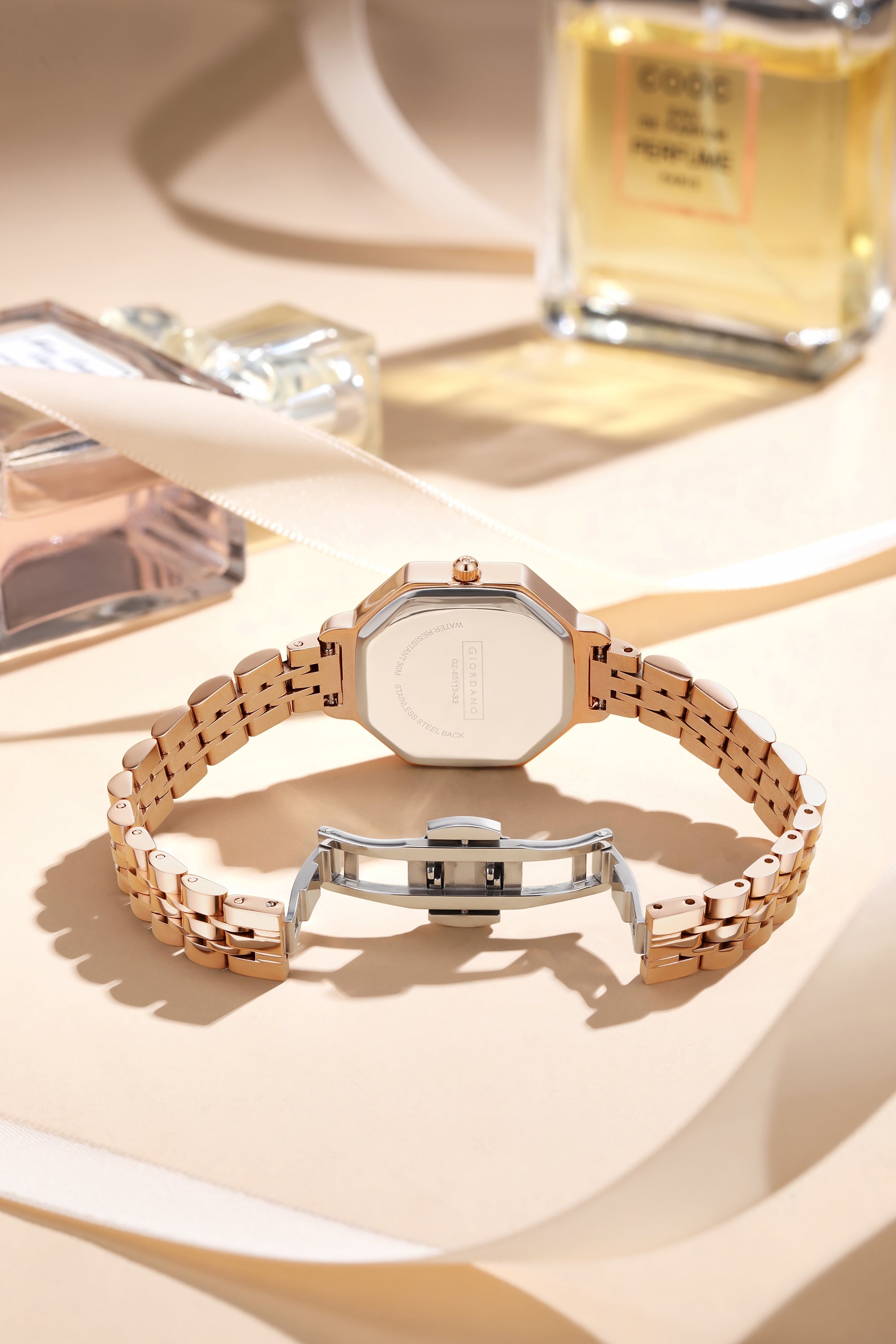 Giordano Analog Watch for Women – Classic octagonal gloss finish Dial with rose gold stainless steel strap | GZ-60113-33