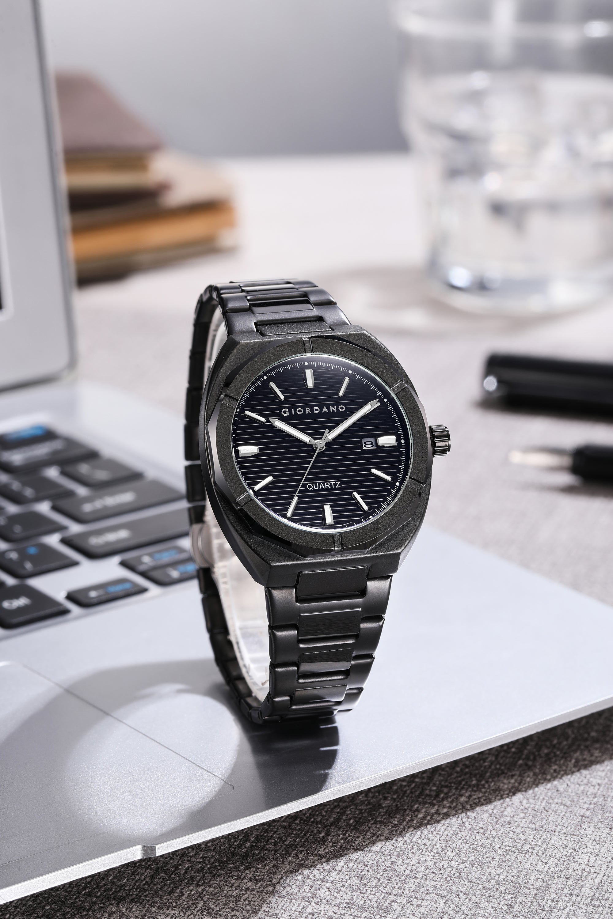 Giordano Modern  Watch for men – Textured Dial, Date Display and Stainless Steel Strap GZ-50141-11