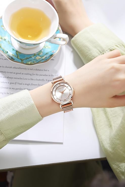 Giordano Silver  Analog Stylish Watch for Women with Mesh Metal Strap, 3 Hand Mechanism and Roman Numerals GZ-60062-22