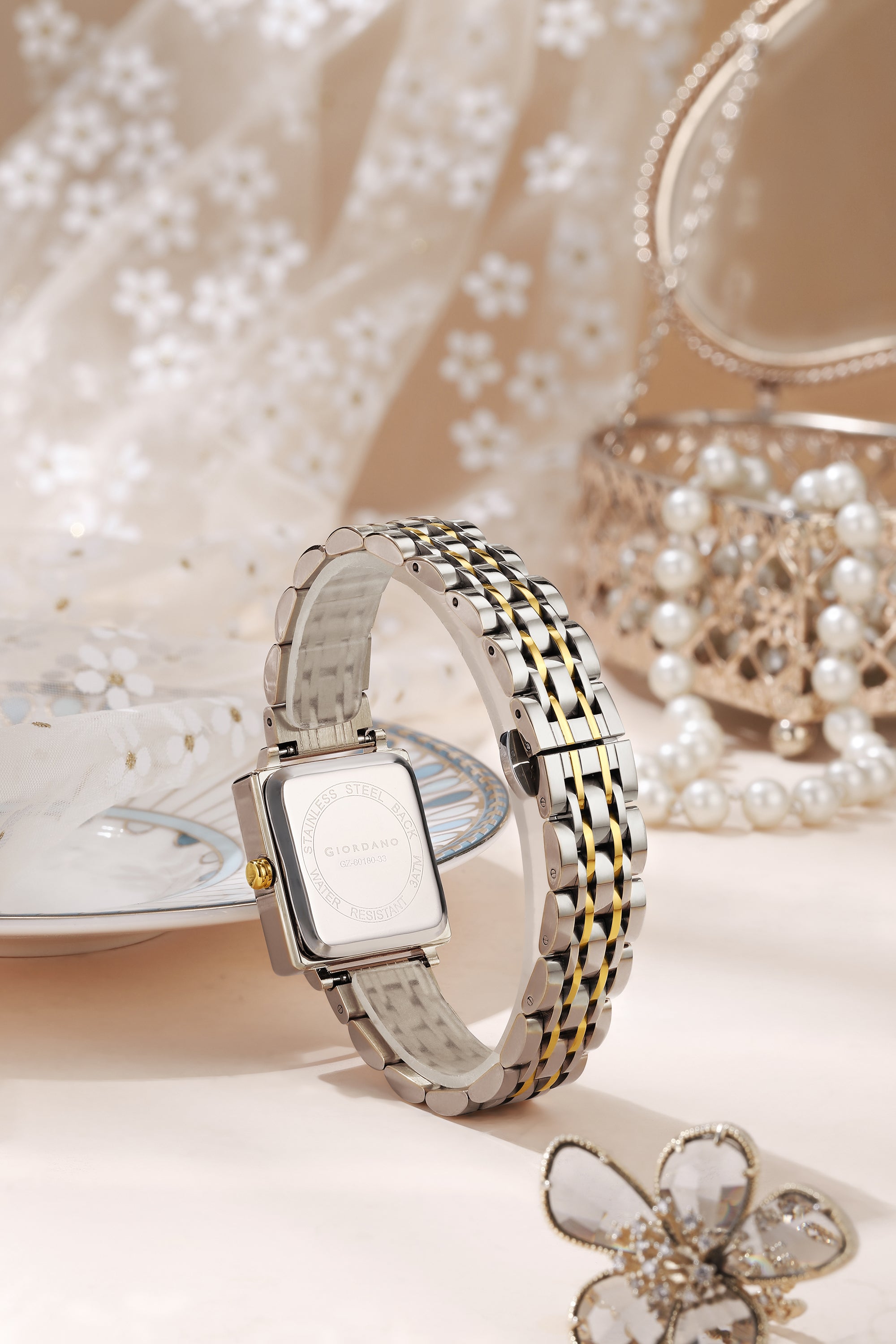 Giordano Silver & Gold Analog Quartz Watch Gift Set for Women – 3 Piece Combo with Rose Gold Mother of Pearl Fan Pendant Necklace & Crystal Heart Charm Bangle Bracelet, Fashion Jewelry Set GZ-60180-33