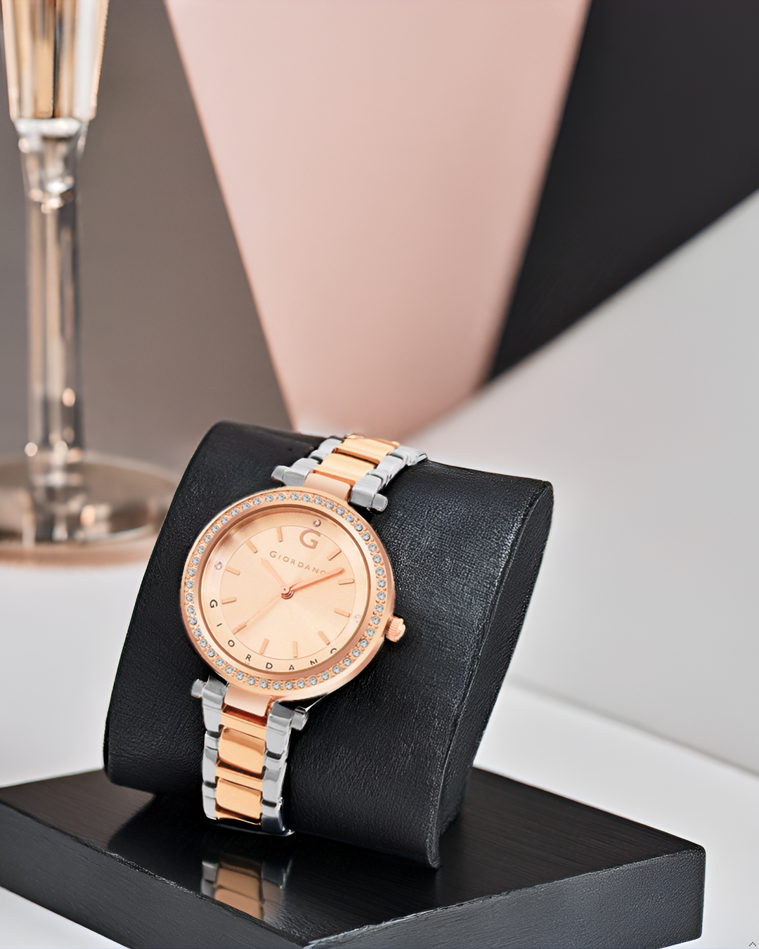 Giordano Beige Analog Wrist Watch for Women Stylish Metal Strap with Water Resistant,Deal Gift for Female - GD-4212-44