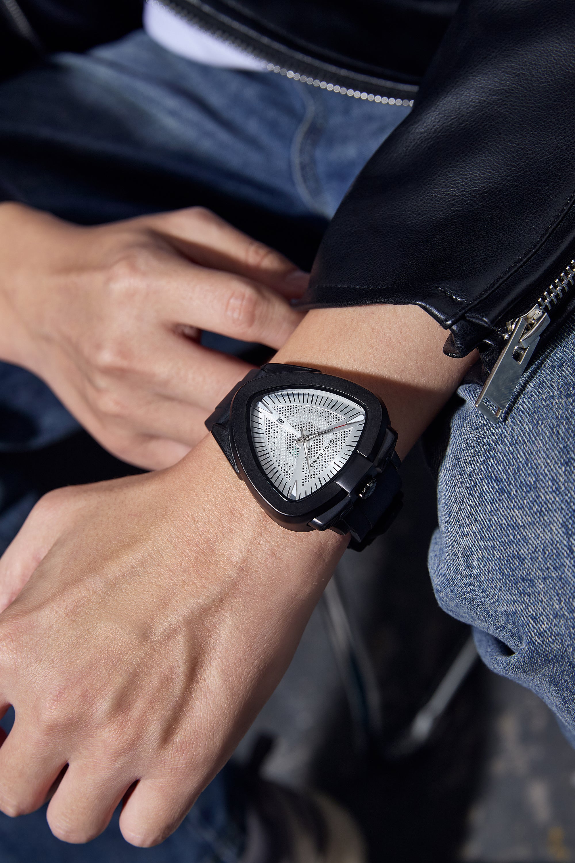 Giordano Analog Quartz Watch for Men with Silver Triangular Textured Dial, Date Display, Luminous Hands and Hour Markers and Black Silicone Strap - GZ-50245-02