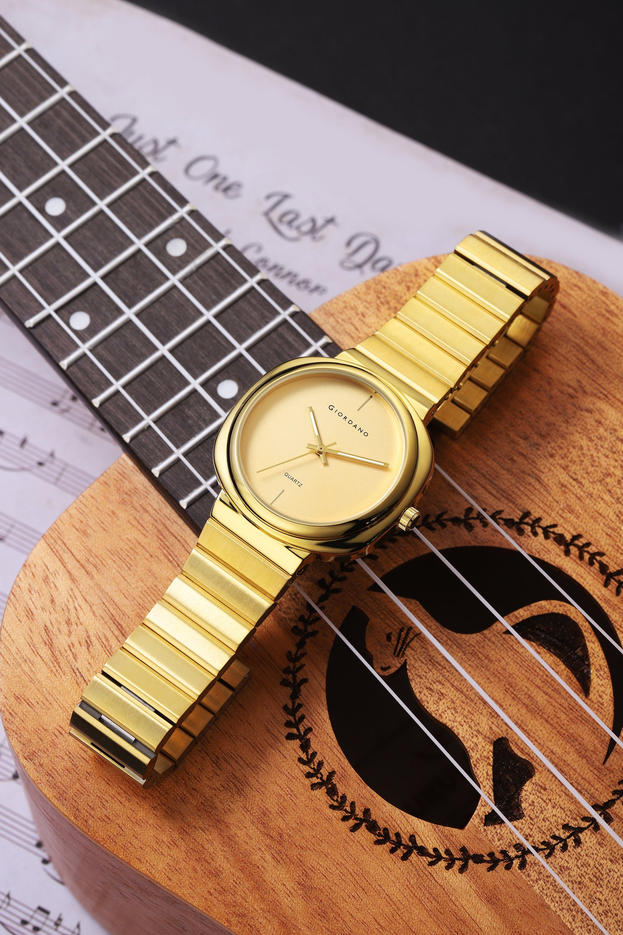 Giordano Analog Quartz Watch for Men with Gold Round Dial, Baton Hour Markers and Gold Stainless Steel Expansion Bracelet Strap - GZ-50233-44