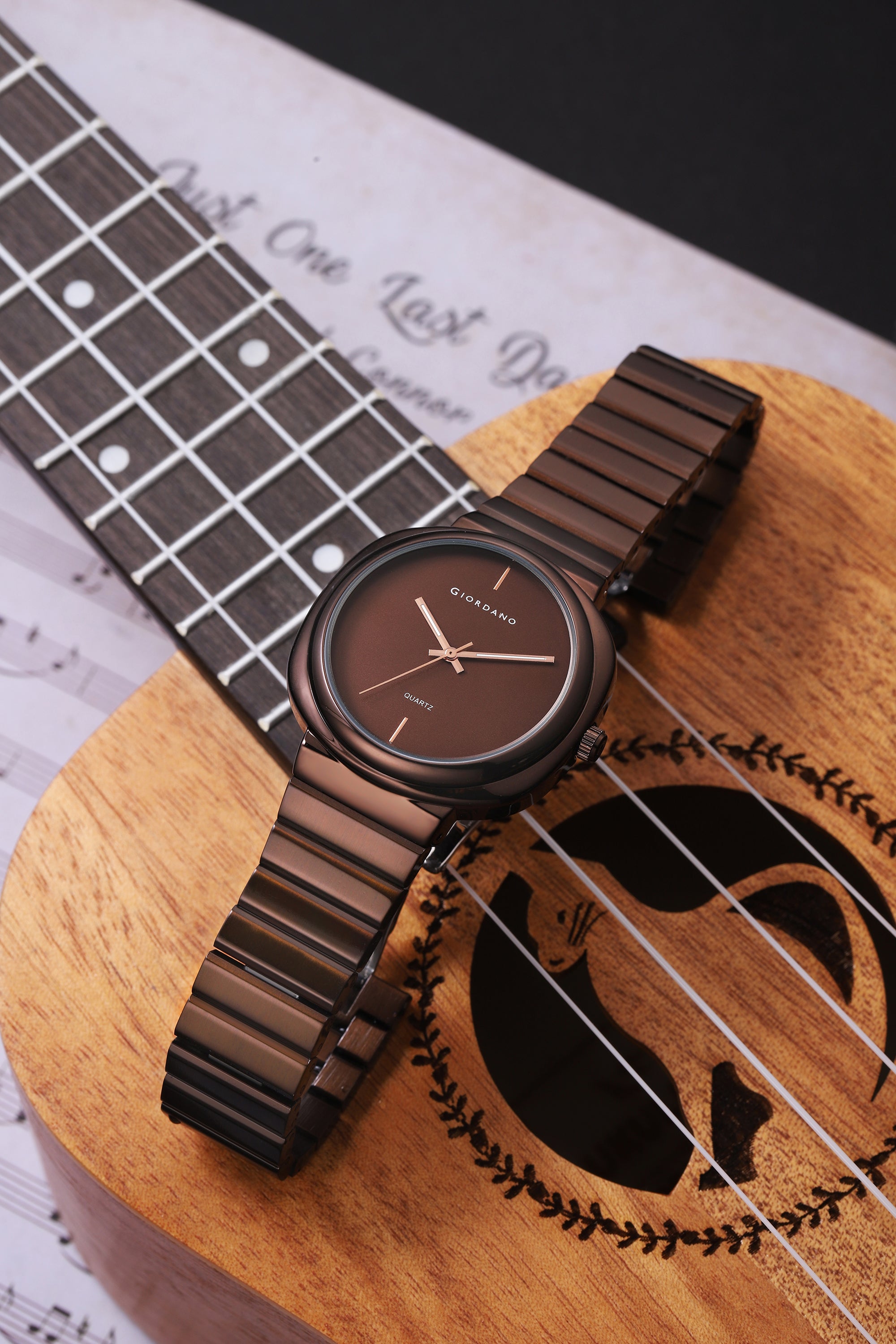 Giordano Analog Quartz Watch for Men with Brown Round Dial, Baton Hour Markers and Brown Stainless Steel Expansion Bracelet Strap - GZ-50233-66